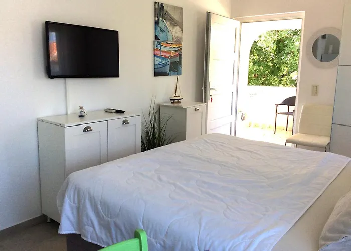 Pin Apartament
